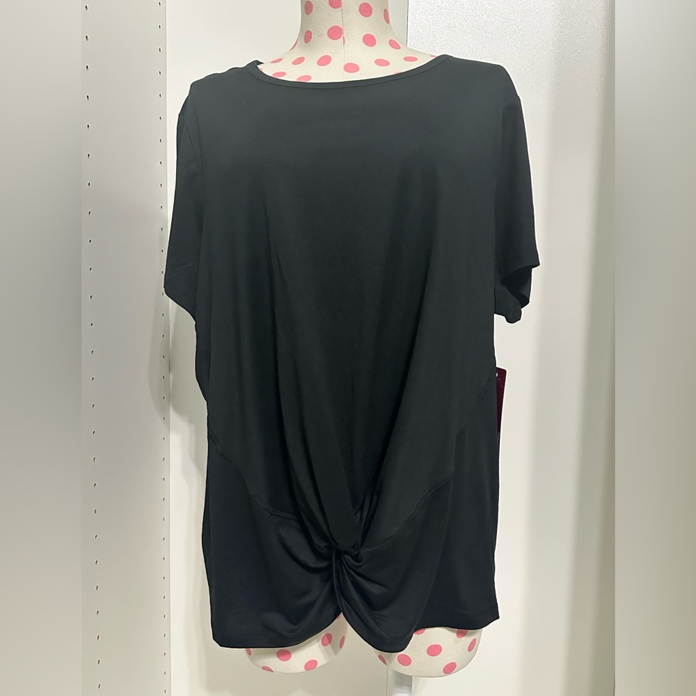 🆕 Yogalicious black knotted short sleeve active top ✨new with tags✨ size 1x